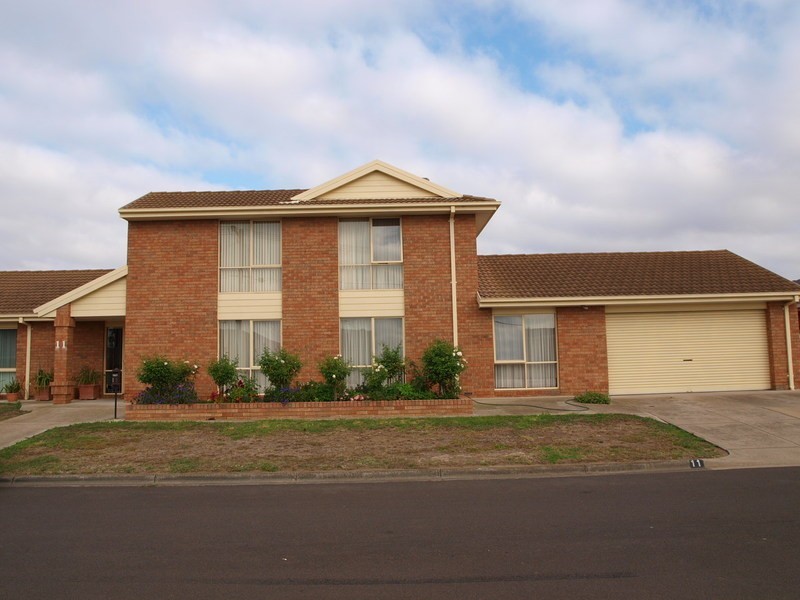 11 Nanworen Crescent, Bell Park VIC 3215