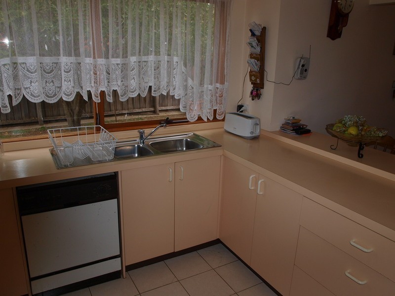 11 Nanworen Crescent, Bell Park VIC 3215