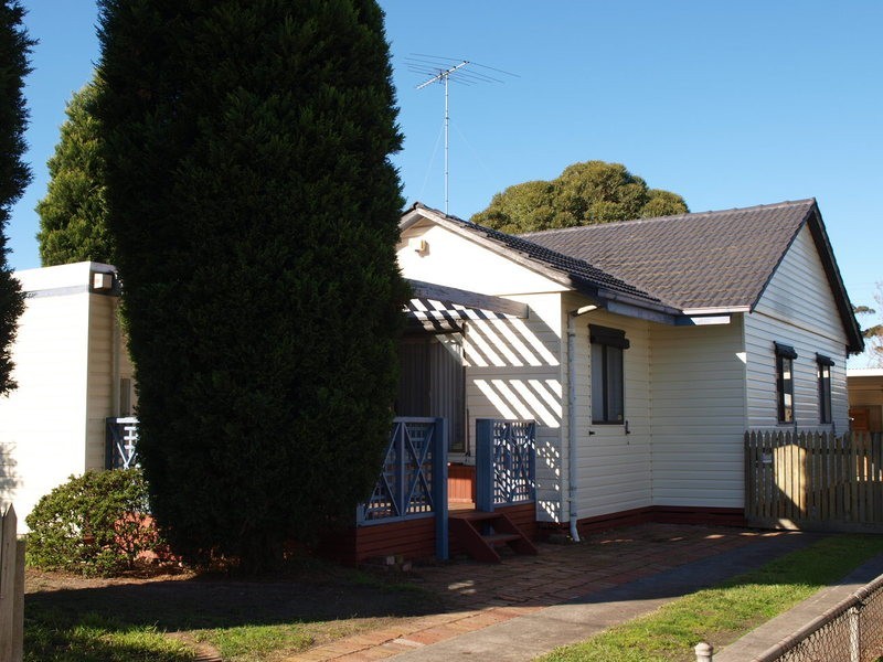 14 Detroit Crescent, Corio VIC 3214