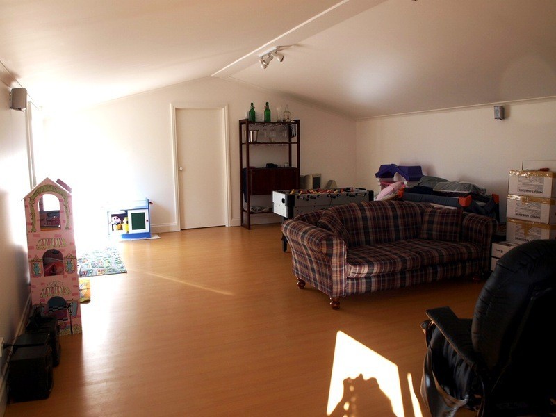 14 Detroit Crescent, Corio VIC 3214