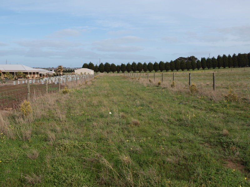 4 Peart Court, Lovely Banks VIC 3221