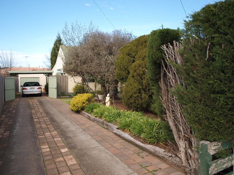 12 Princess Road, Corio VIC 3214