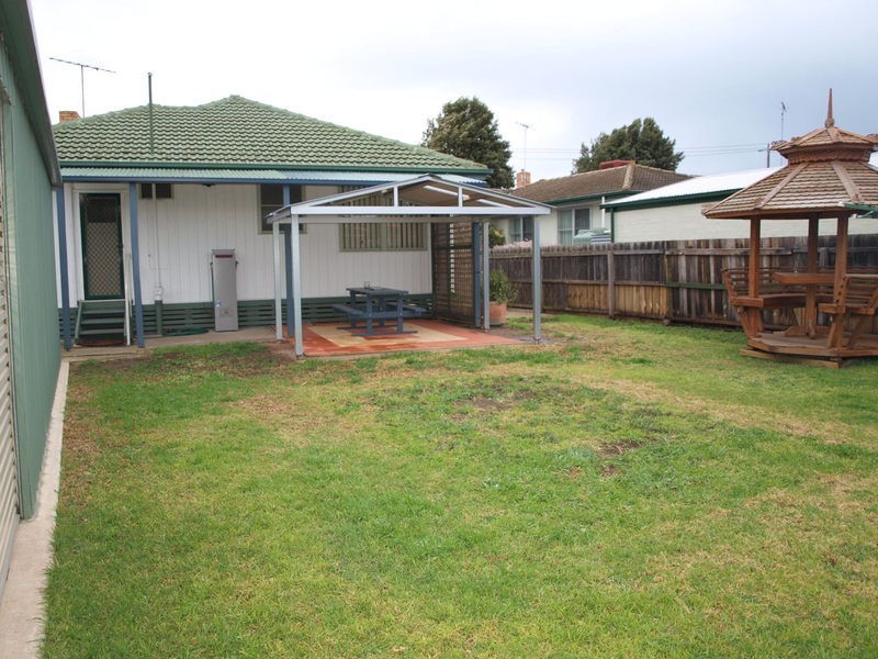 13 Vermont Avenue, Corio VIC 3214