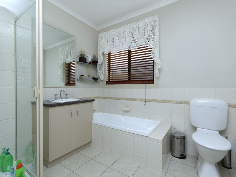 47 Haugh Street, Lovely Banks VIC 3221