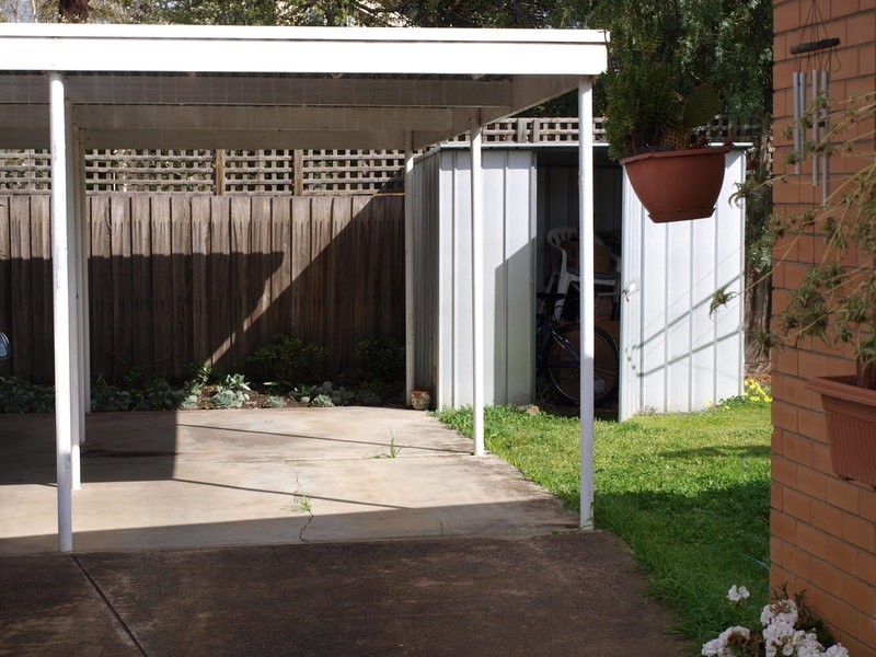 3/35 Clonard Avenue, Geelong West VIC 3218