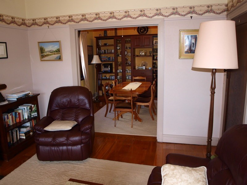 25 Shannon Avenue, Hamlyn Heights VIC 3215