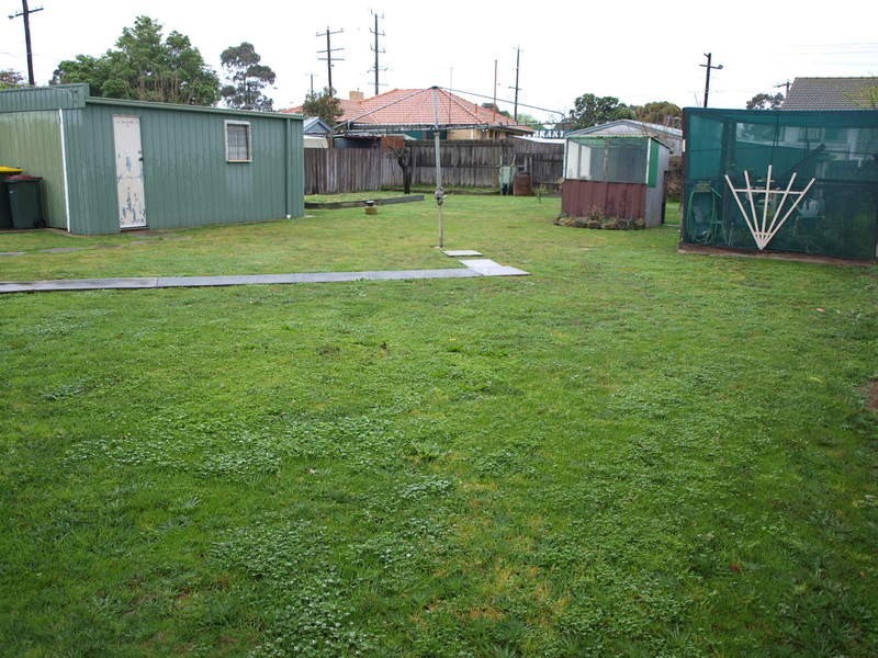 27 Georgia Grove, Corio VIC 3214