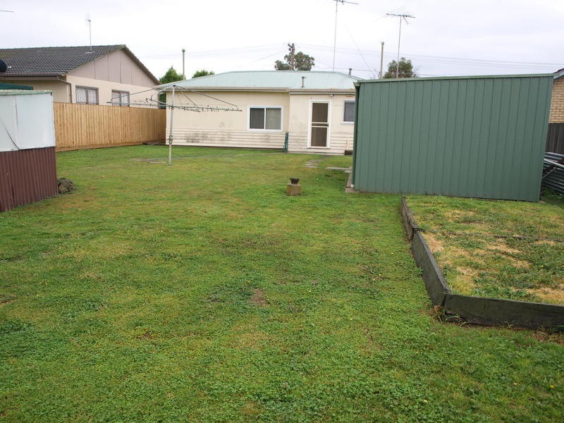 27 Georgia Grove, Corio VIC 3214