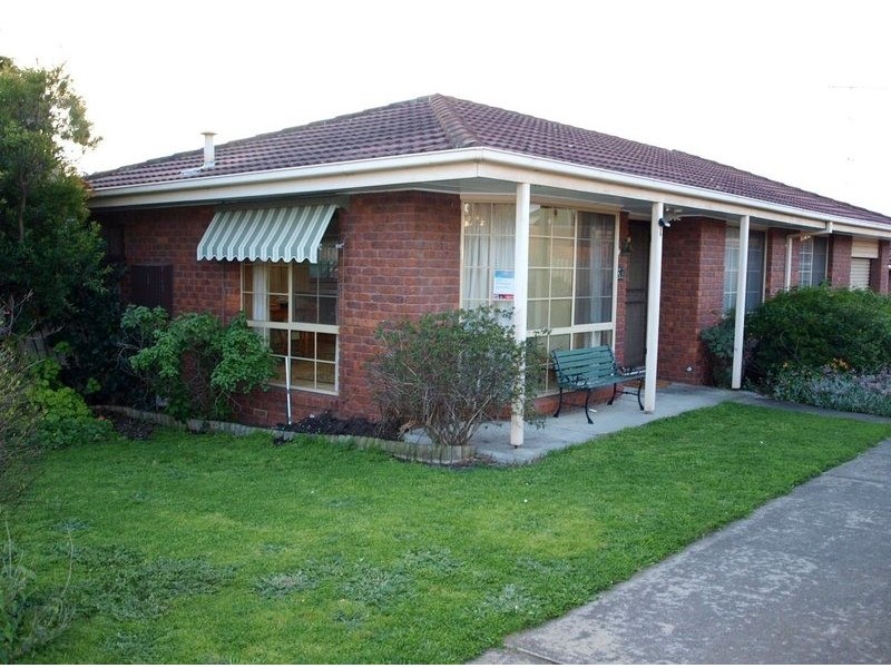 1/4 The Fairway, North Geelong VIC 3215
