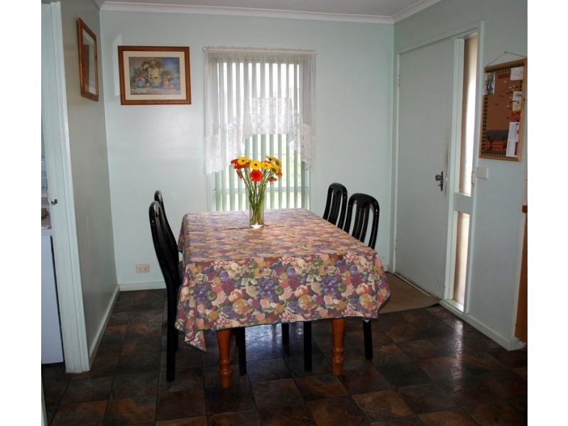 6 Schwartz Court, Corio VIC 3214