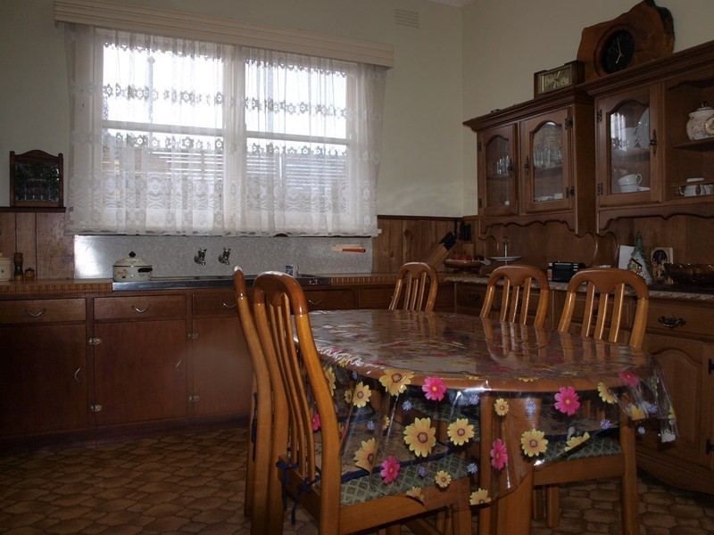 23 Shannon Avenue, Hamlyn Heights VIC 3215