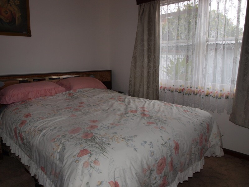 23 Shannon Avenue, Hamlyn Heights VIC 3215