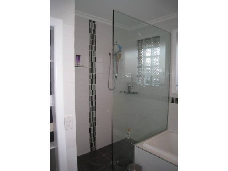 1 Ernest Street, Bell Post Hill VIC 3215