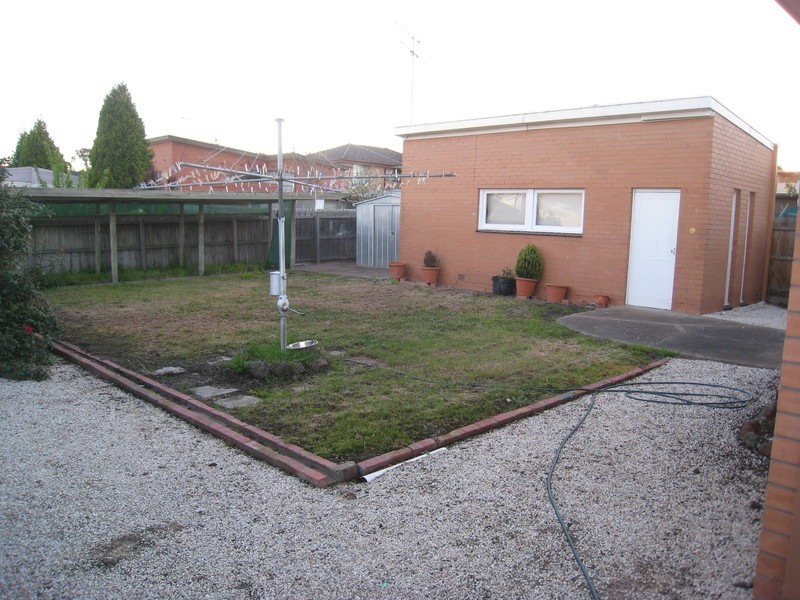 1 Ernest Street, Bell Post Hill VIC 3215
