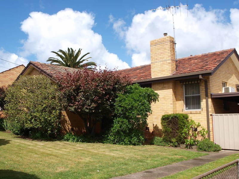 7 Dearborn Parade, Corio VIC 3214