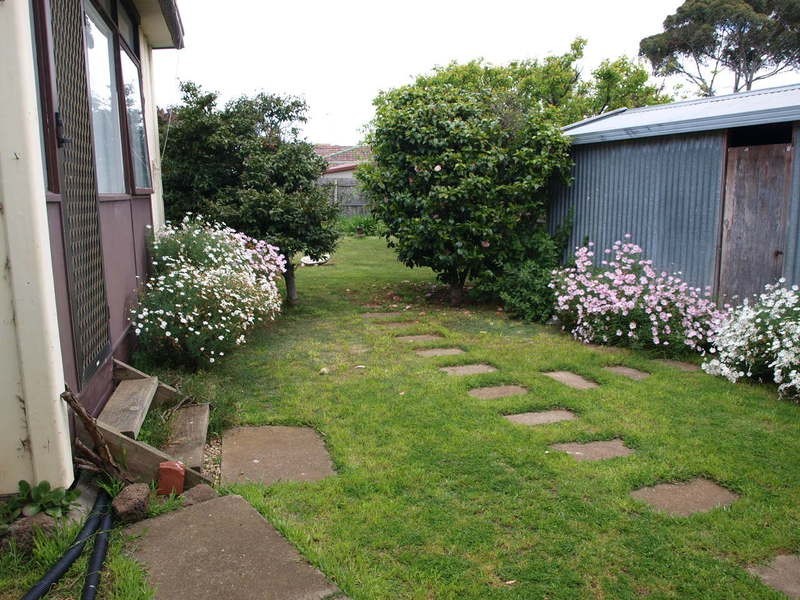 7 Dearborn Parade, Corio VIC 3214