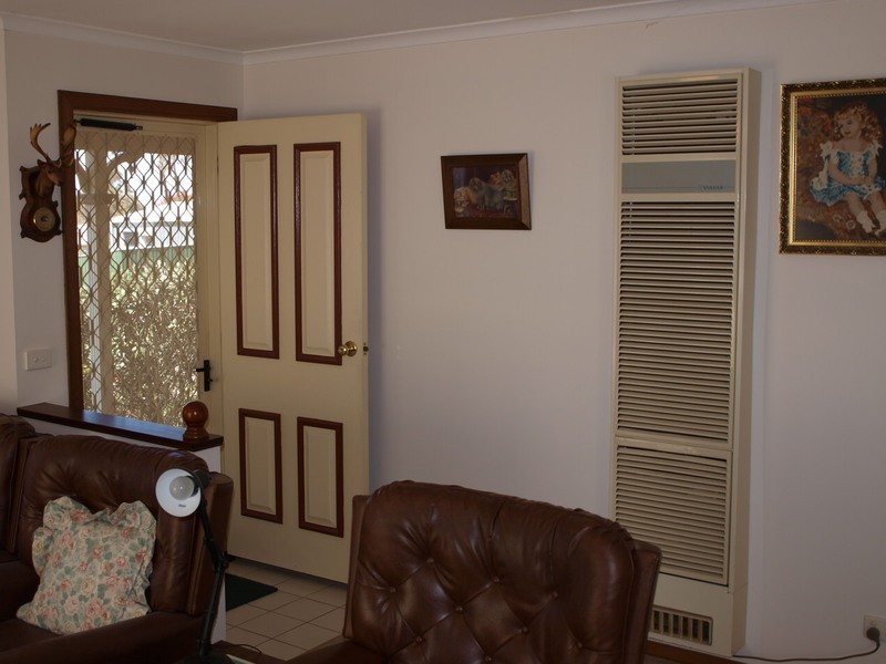 2/36 Eagleview Crescent, Bell Post Hill VIC 3215