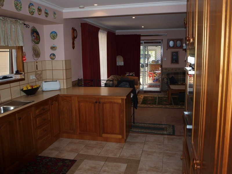 90 Braund Avenue, Bell Post Hill VIC 3215