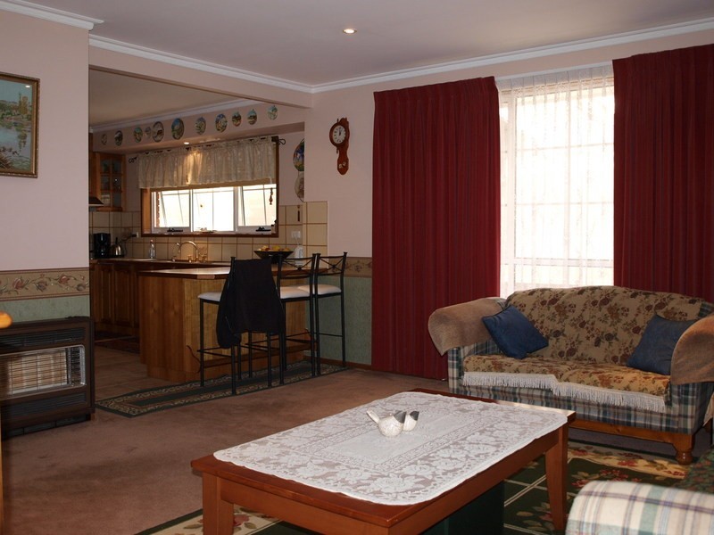 90 Braund Avenue, Bell Post Hill VIC 3215