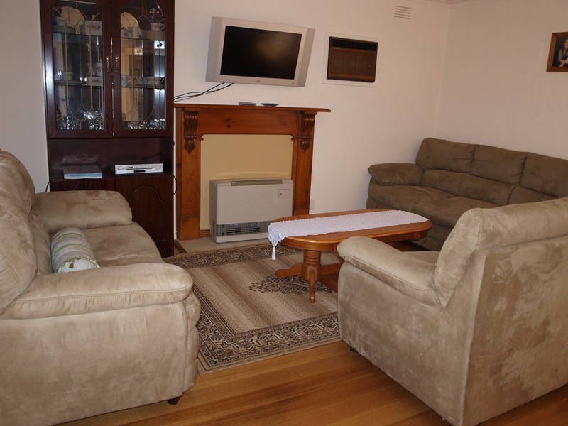 21 Peacock Avenue, Norlane VIC 3214