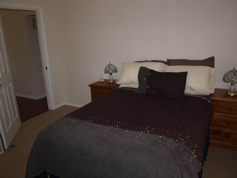 1 Karrin Court, Norlane VIC 3214