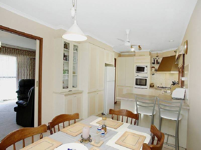 5 Winston Court, Grovedale VIC 3216