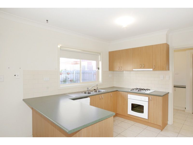 7 Collins  Street, St Albans Park VIC 3219