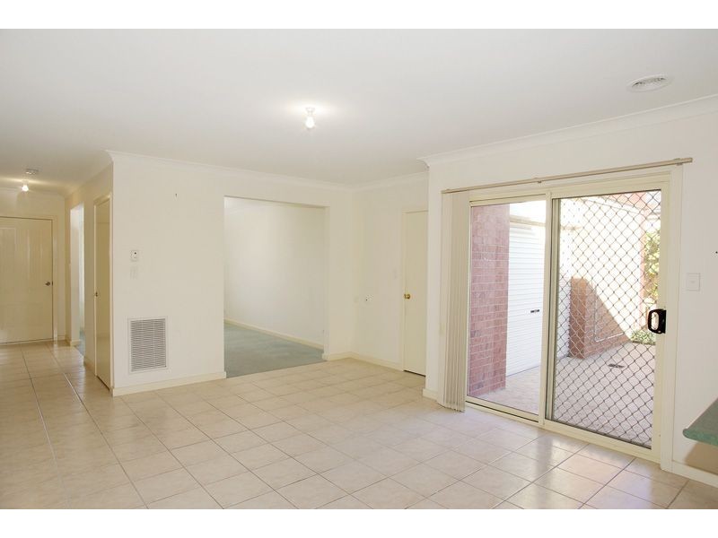 7 Collins  Street, St Albans Park VIC 3219