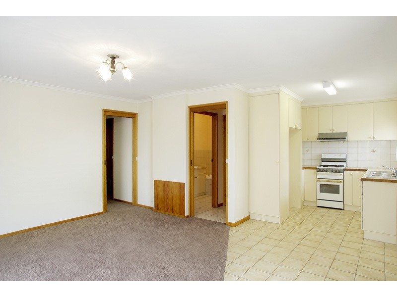 2/6 Blair Court, Grovedale VIC 3216