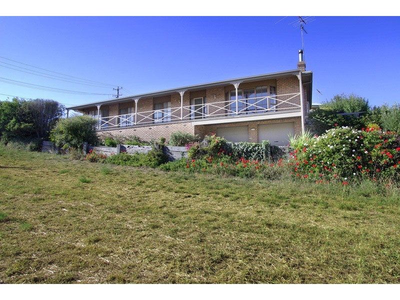 40 Highmont Drive, Belmont VIC 3216