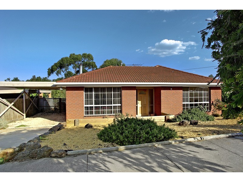 28 Burleigh Drive, Grovedale VIC 3216