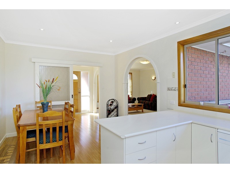 28 Burleigh Drive, Grovedale VIC 3216
