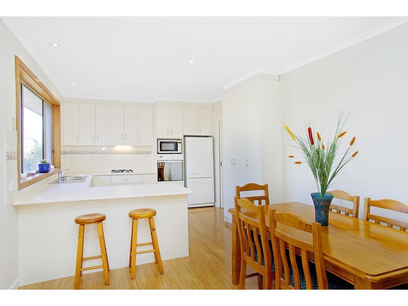 28 Burleigh Drive, Grovedale VIC 3216