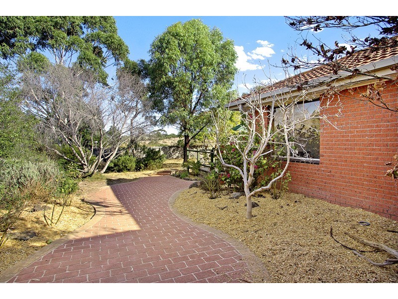 28 Burleigh Drive, Grovedale VIC 3216