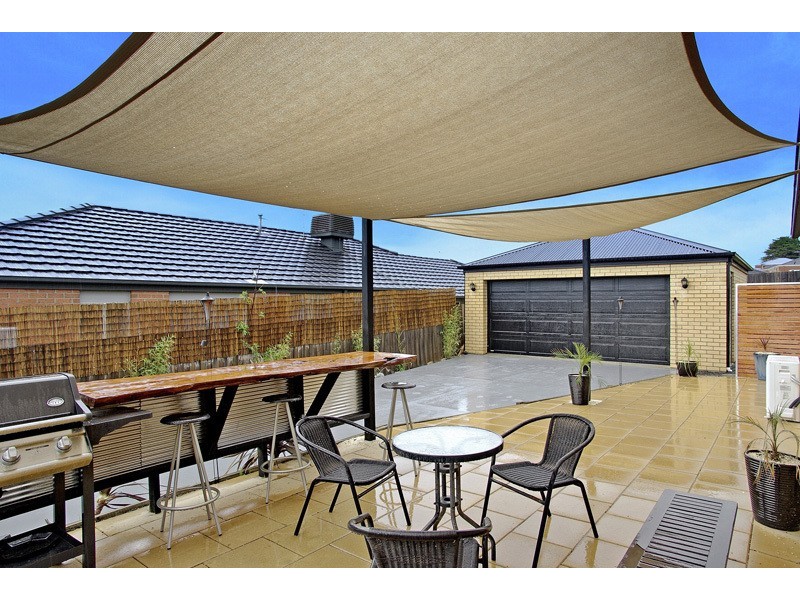 75 Rossack Drive, Grovedale VIC 3216