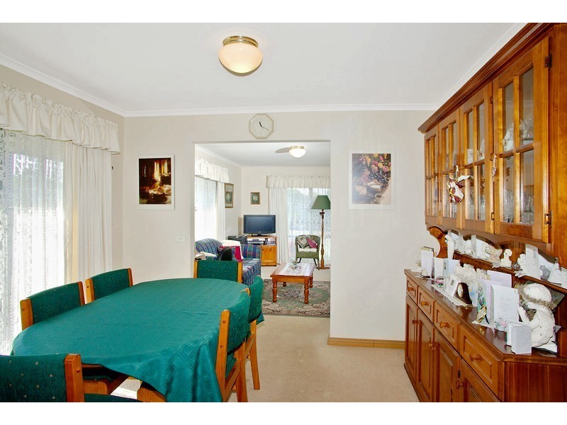 4 Ainslie Avenue, Grovedale VIC 3216