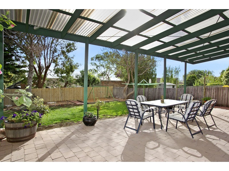 43 Birkenhead Drive, Grovedale VIC 3216