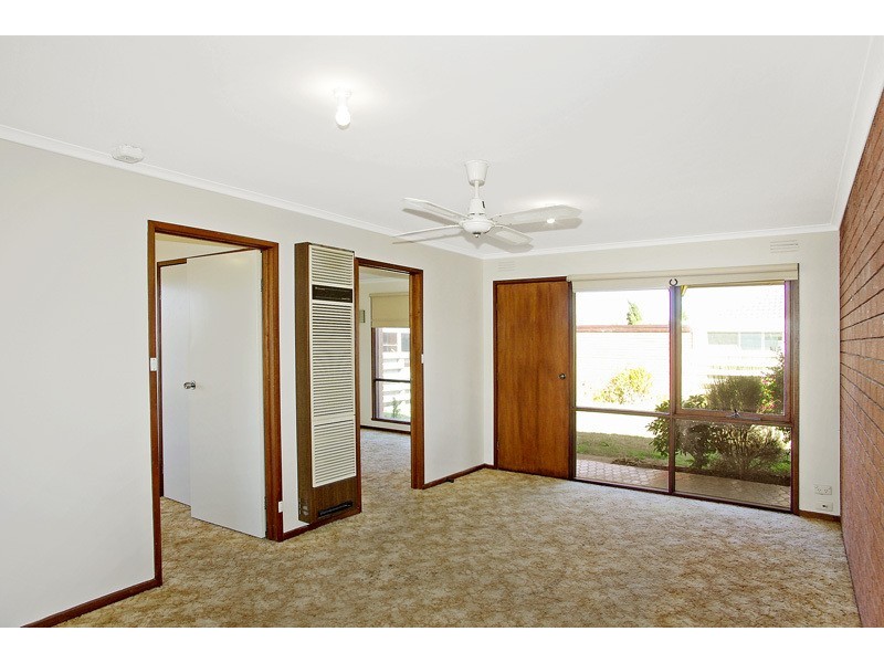 4/4-6 Enfield Drive, St Albans Park VIC 3219