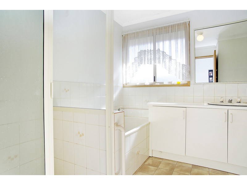 2/260 High Street, Belmont VIC 3216