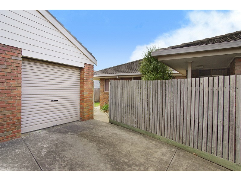2/260 High Street, Belmont VIC 3216
