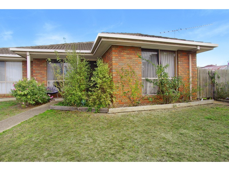 2/260 High Street, Belmont VIC 3216