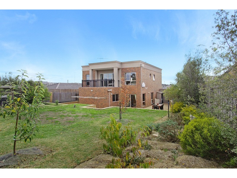 45 Amarina Crescent, Grovedale VIC 3216