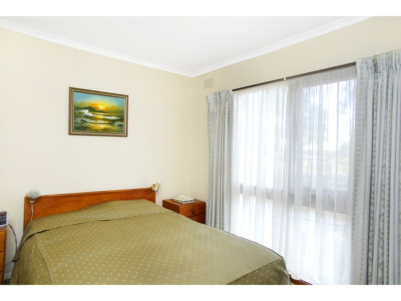 5 Cyril Court, Belmont VIC 3216