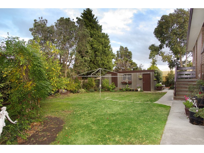 5 Cyril Court, Belmont VIC 3216