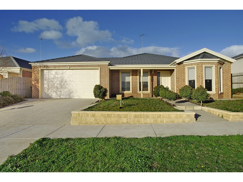 65 Rossack Drive, Grovedale VIC 3216