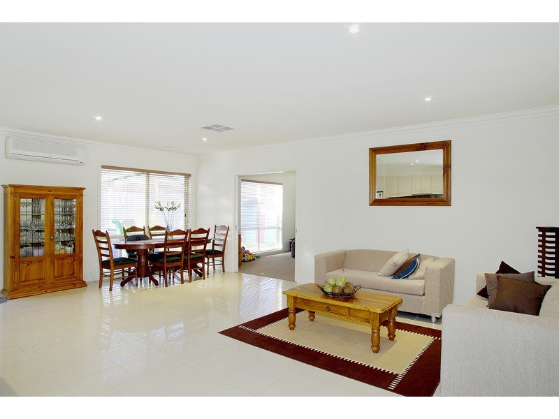 65 Rossack Drive, Grovedale VIC 3216