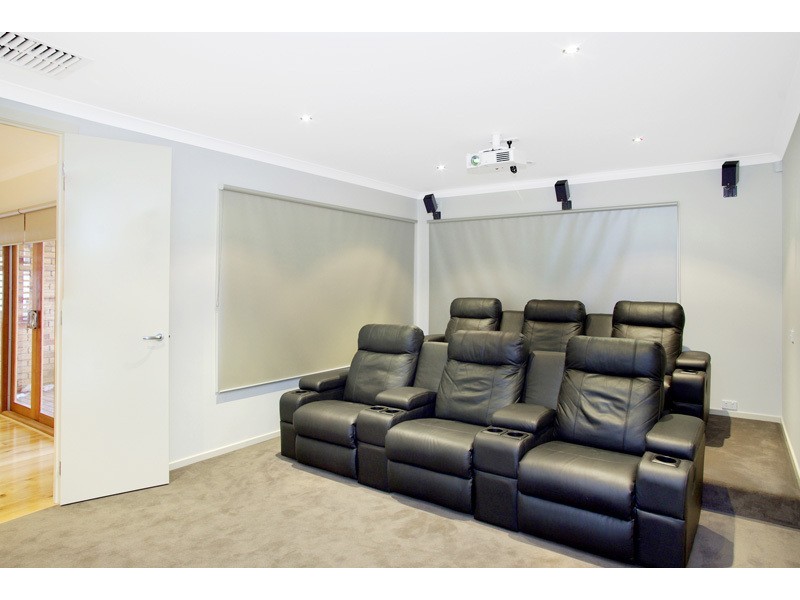 35 Peppertree Rise, Waurn Ponds VIC 3216