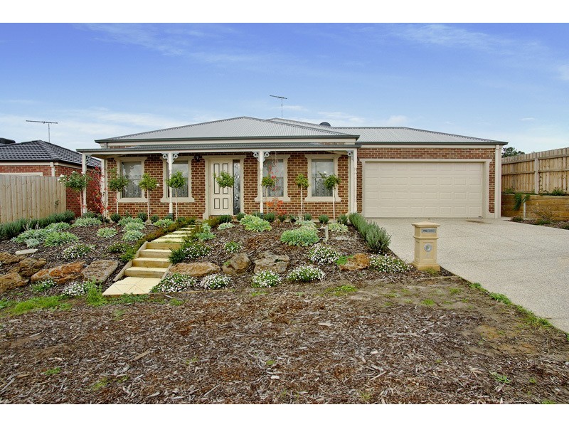 4 Beaujolais Place, Waurn Ponds VIC 3216