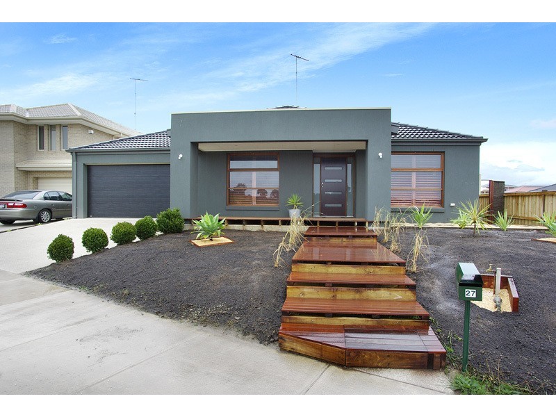 27 Senior Court, Highton VIC 3216