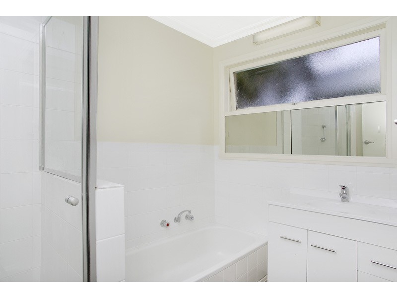 77 Peter Street, Grovedale VIC 3216